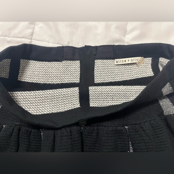 Alice and Olivia Kimbra Drop Waist Knit Skirt Plaid Size Large - Picture 3 of 4